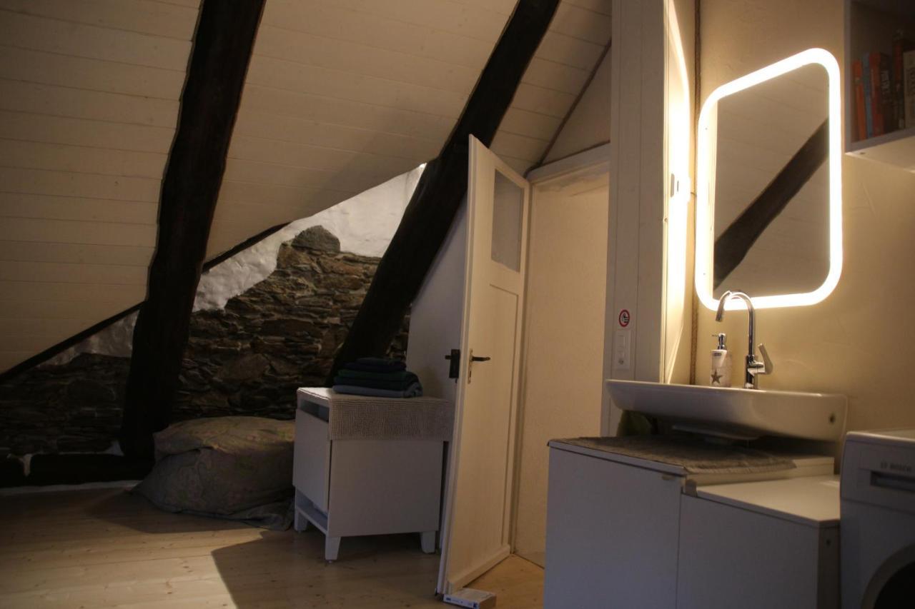 Airolo With Private Parking Apartment ภายนอก รูปภาพ