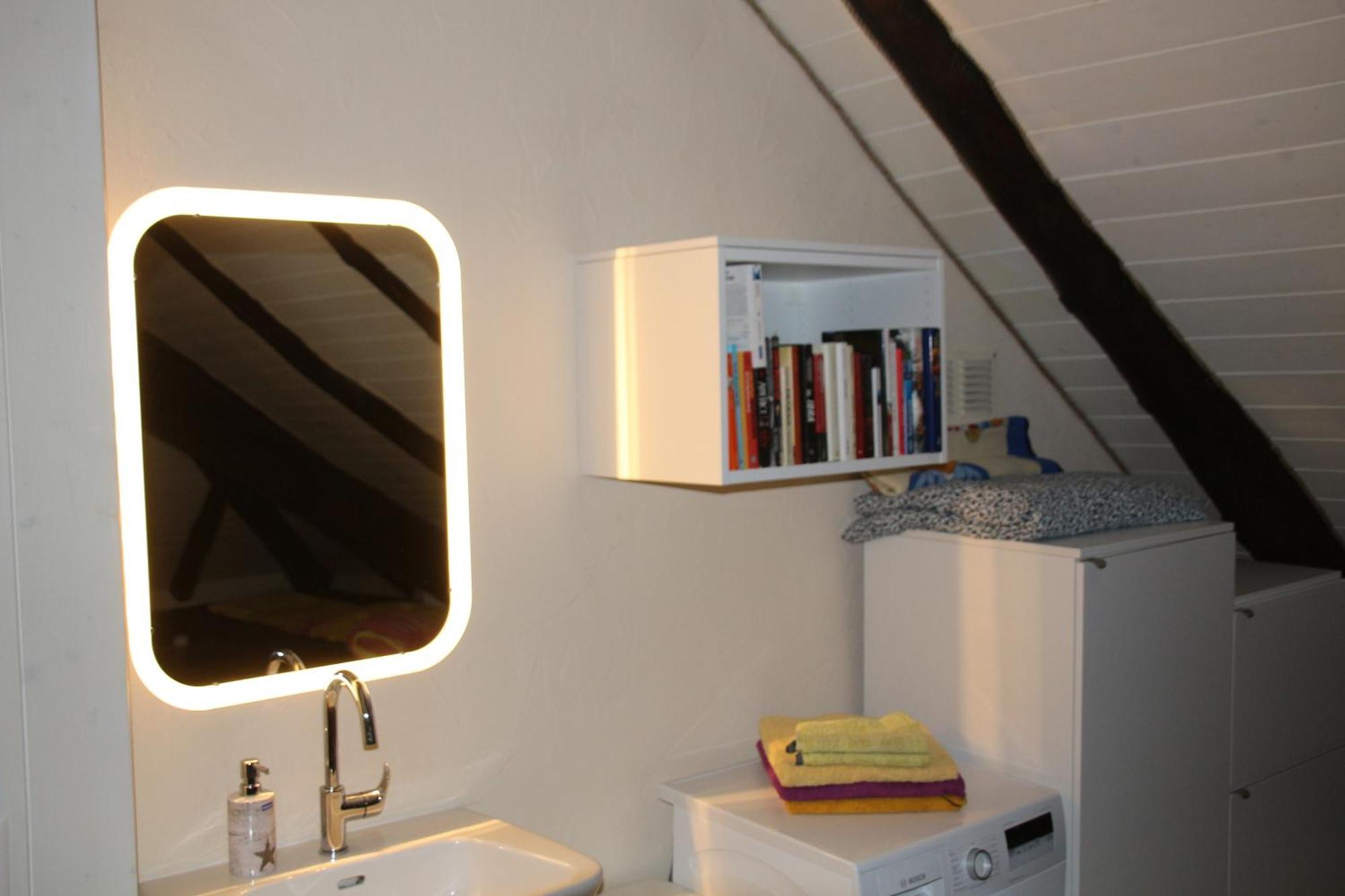 Airolo With Private Parking Apartment ภายนอก รูปภาพ