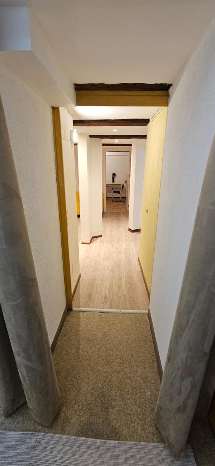 Airolo With Private Parking Apartment ภายนอก รูปภาพ
