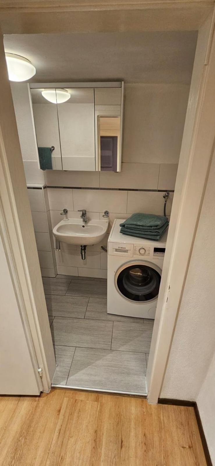 Airolo With Private Parking Apartment ภายนอก รูปภาพ